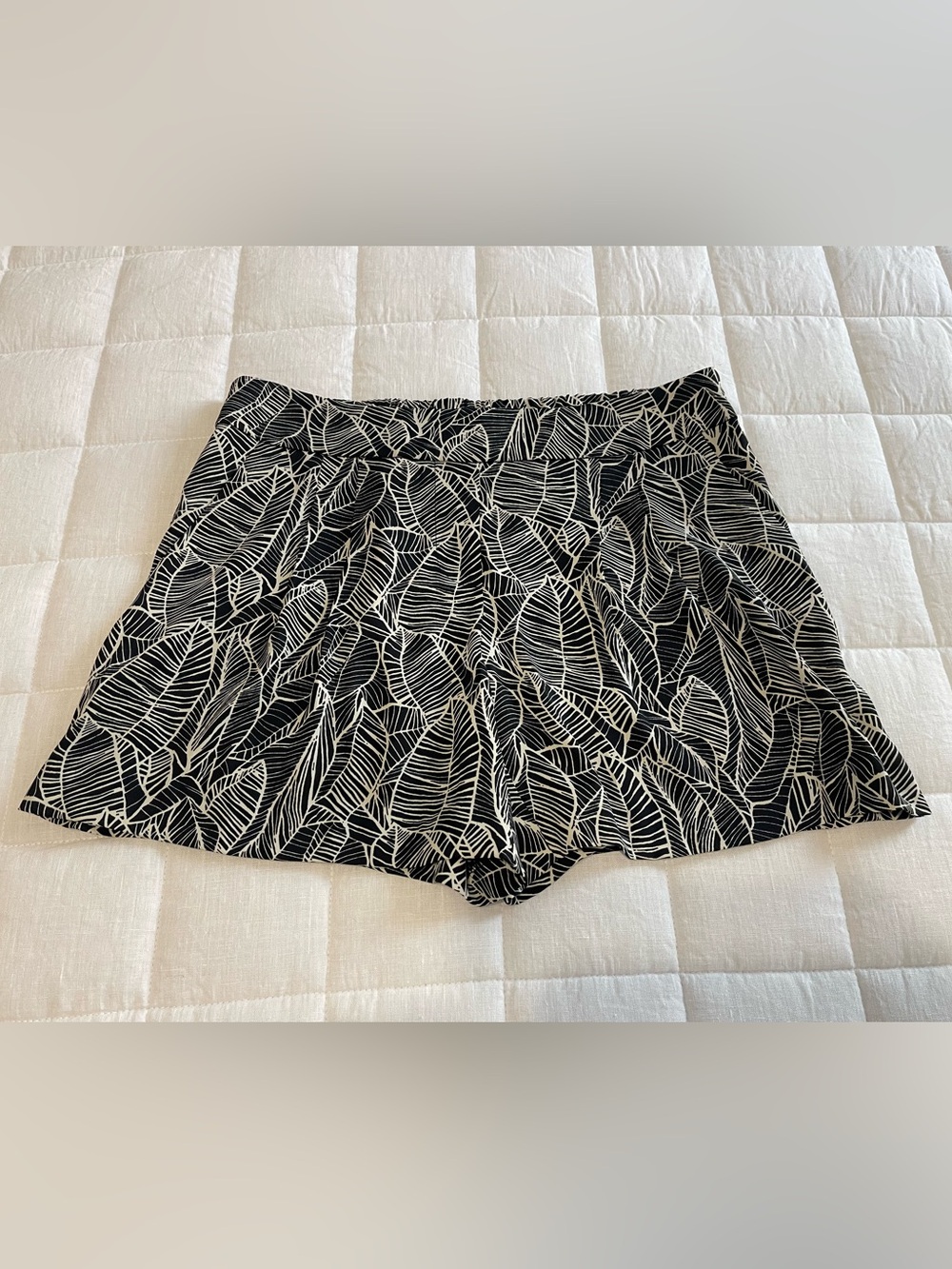 LOFT Black Shorts with Cream Leaf Print